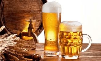 啤酒與白酒，誰(shuí)更傷身？酒精飲料的真相與警示
